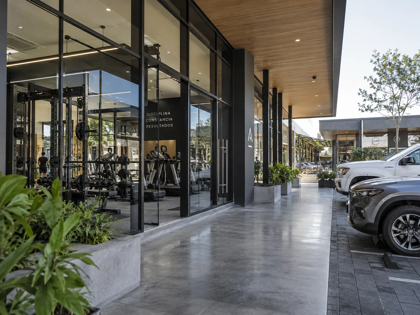 Gimnasios y wellness en proyecto comercial